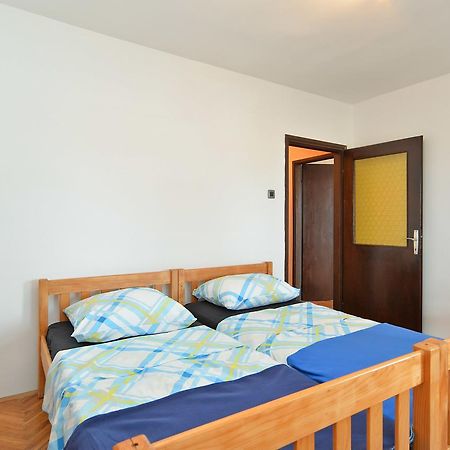 Apartments Dino 1700 Fazana Exterior photo