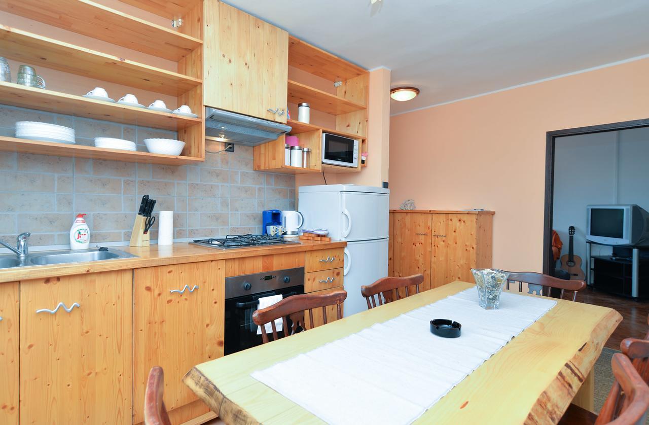 Apartments Dino 1700 Fazana Exterior photo